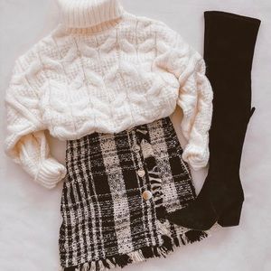 Black and White tweed mini skirt